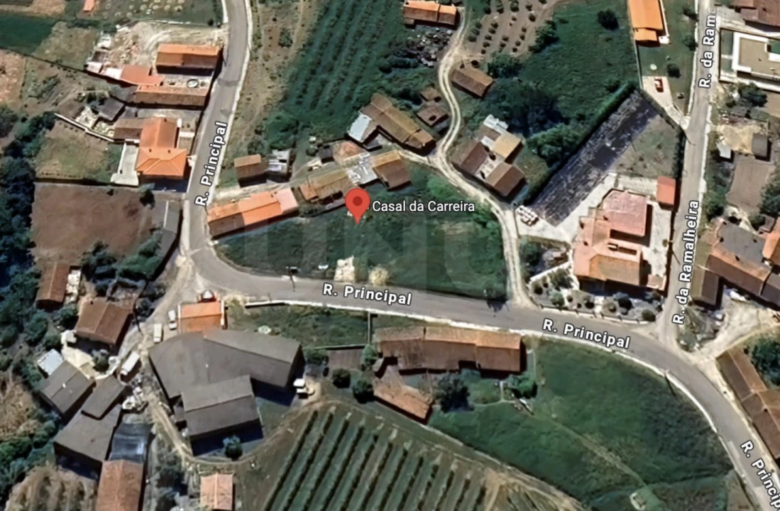 Terreno para Venda em Cela Foto 8