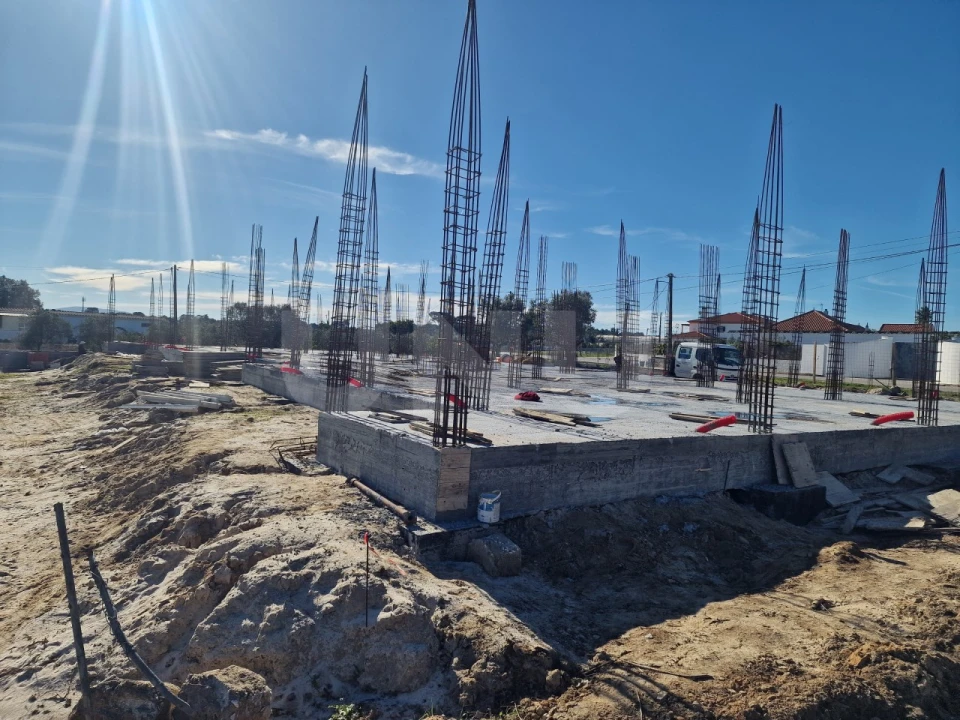 Moradia T4 para Venda em Sarilhos Grandes Foto 18