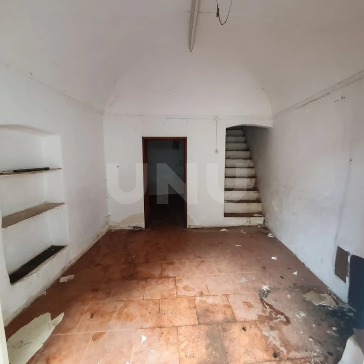 Moradia T2 para Venda em Corval Foto 3