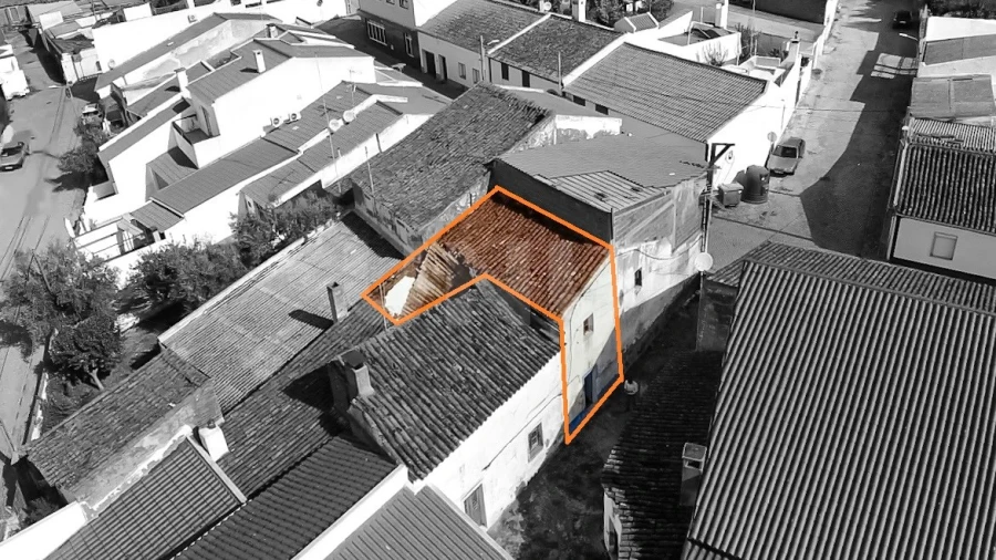 Moradia T2 para Venda em Corval Foto 13