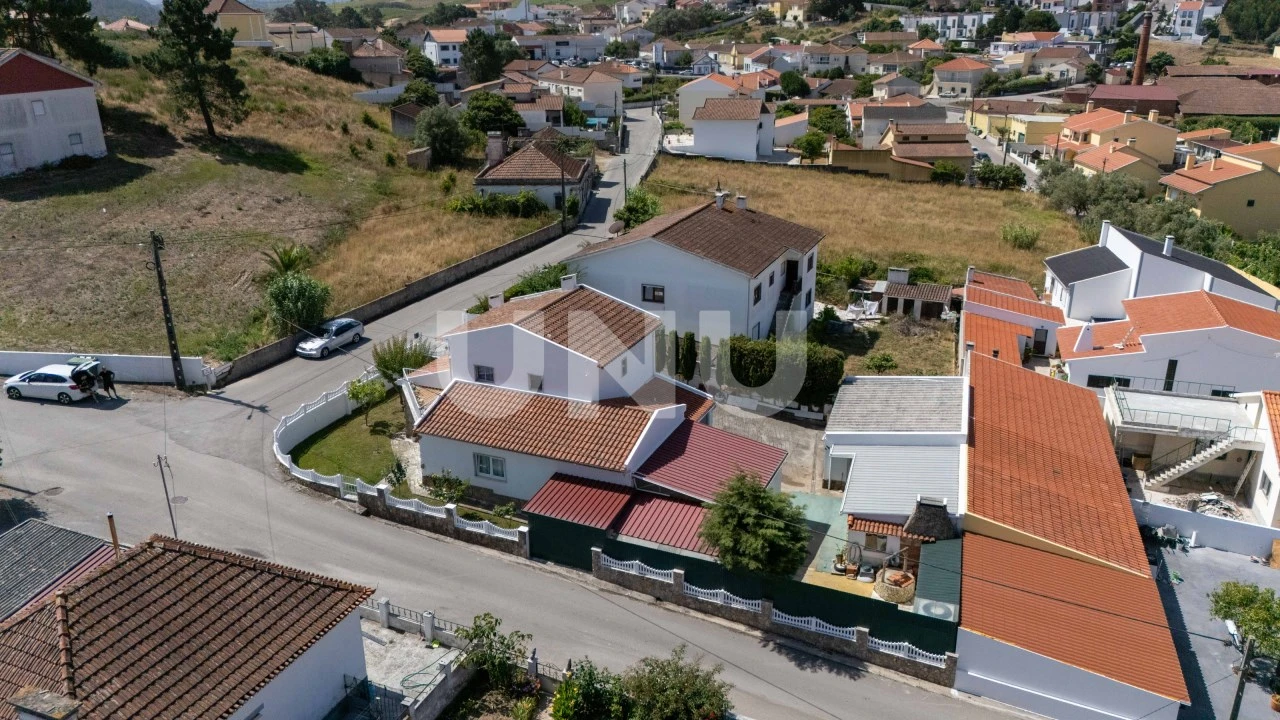 Moradia T3 para Venda em Santa Maria, São Pedro e Matacães Foto 45