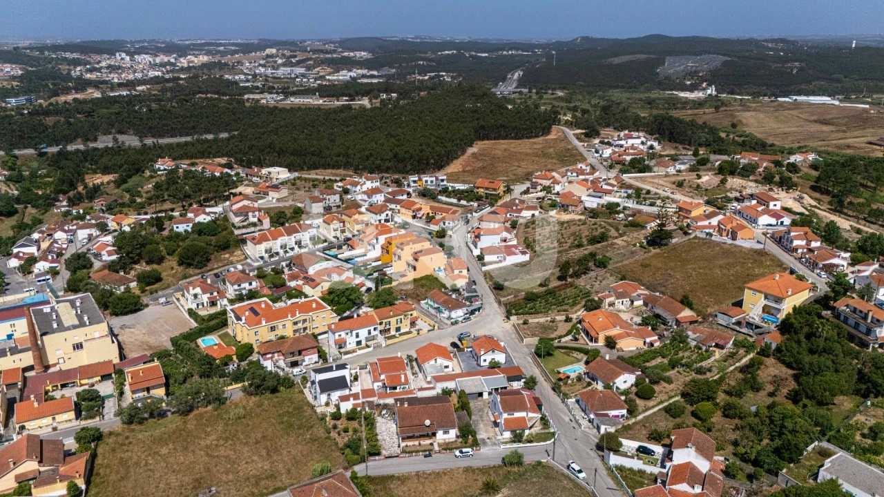 Moradia T3 para Venda em Santa Maria, São Pedro e Matacães Foto 51