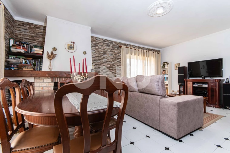 Moradia T3 para Venda em Santa Maria, São Pedro e Matacães Foto 17