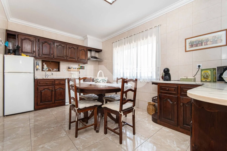 Moradia T3 para Venda em Santa Maria, São Pedro e Matacães Foto 21