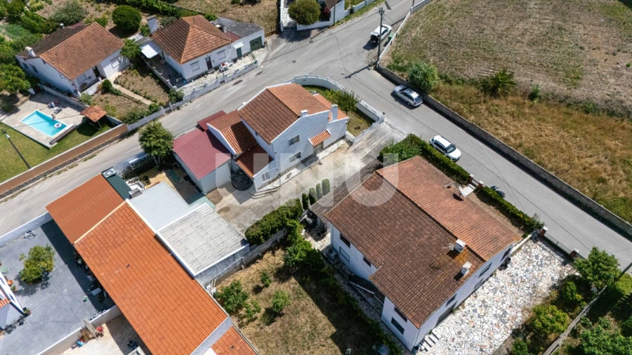 Moradia T3 para Venda em Santa Maria, São Pedro e Matacães Foto 48