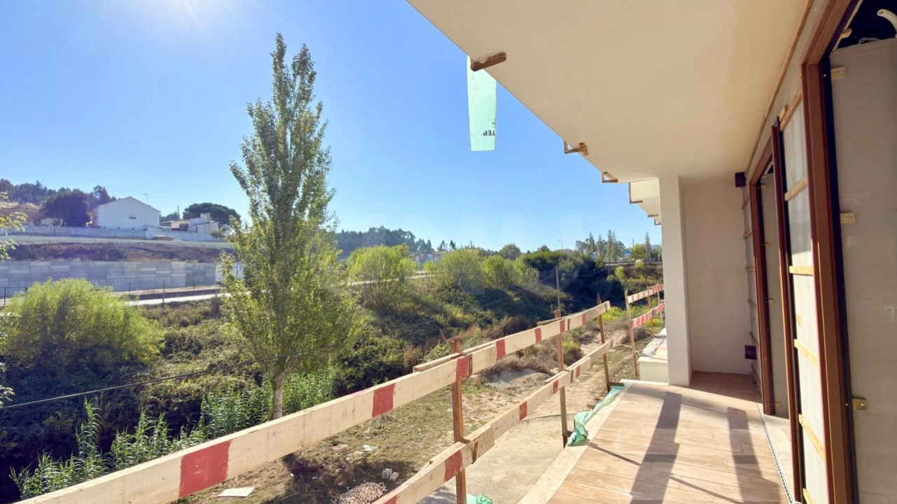 Apartamento T3 para Venda em Ramalhal Foto 11