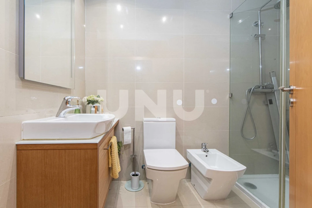 Apartamento T4 para Venda em Camarate, Unhos e Apelação Foto 27