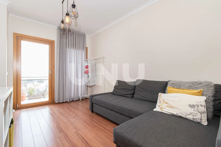 Apartamento T4 para Venda em Camarate, Unhos e Apelação Foto 22