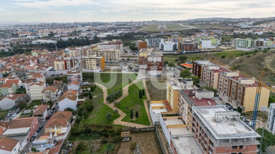 Apartamento T4 para Venda em Camarate, Unhos e Apelação Foto 42