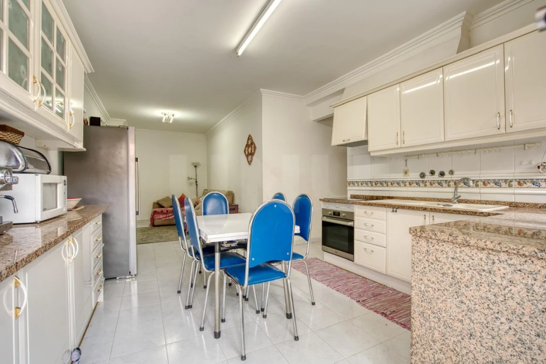 Apartamento T2 para Venda em Encosta do Sol Foto 3