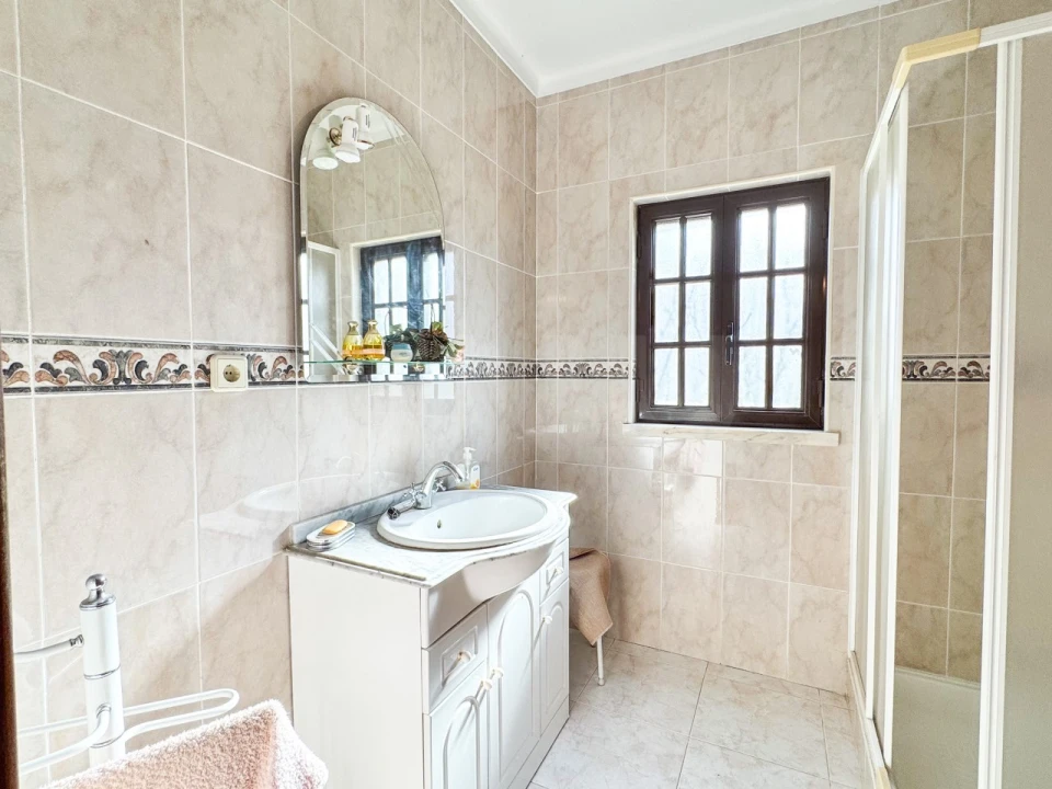 Moradia T5 para Venda em Alenquer (Santo Estêvão e Triana) Foto 18