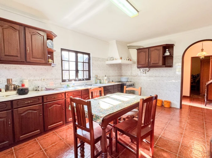 Moradia T5 para Venda em Alenquer (Santo Estêvão e Triana) Foto 16