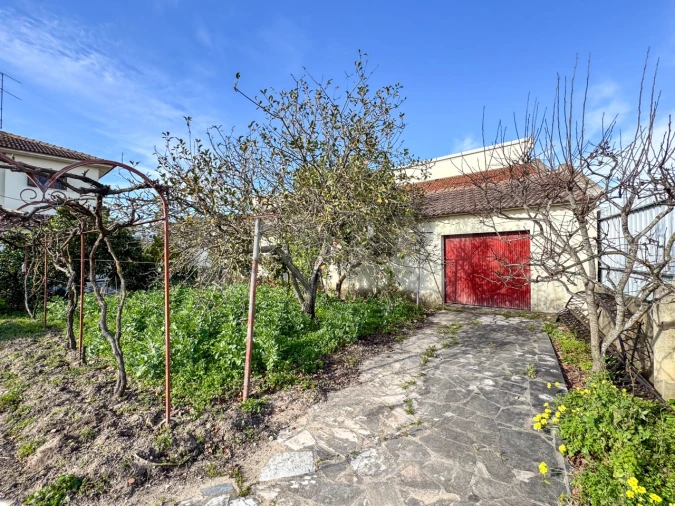 Moradia T5 para Venda em Alenquer (Santo Estêvão e Triana) Foto 46