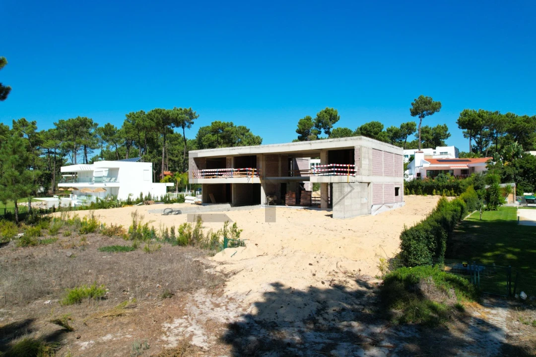 Moradia T5 para Venda em Charneca de Caparica e Sobreda Foto 22