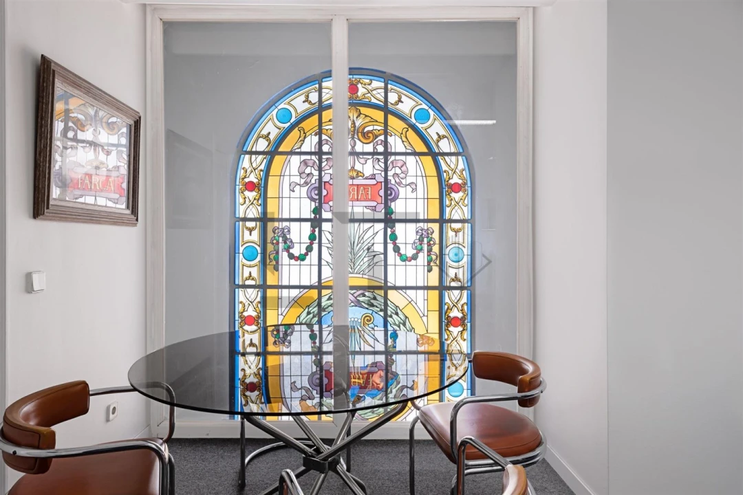 Escritório para Arrendamento em Santa Maria Maior Foto 1