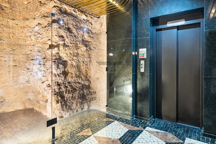 Escritório para Arrendamento em Santa Maria Maior Foto 20