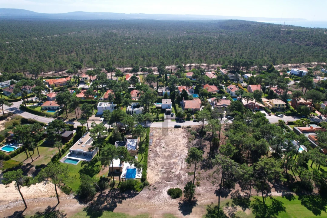 Terreno para Venda em Charneca de Caparica e Sobreda Foto 9