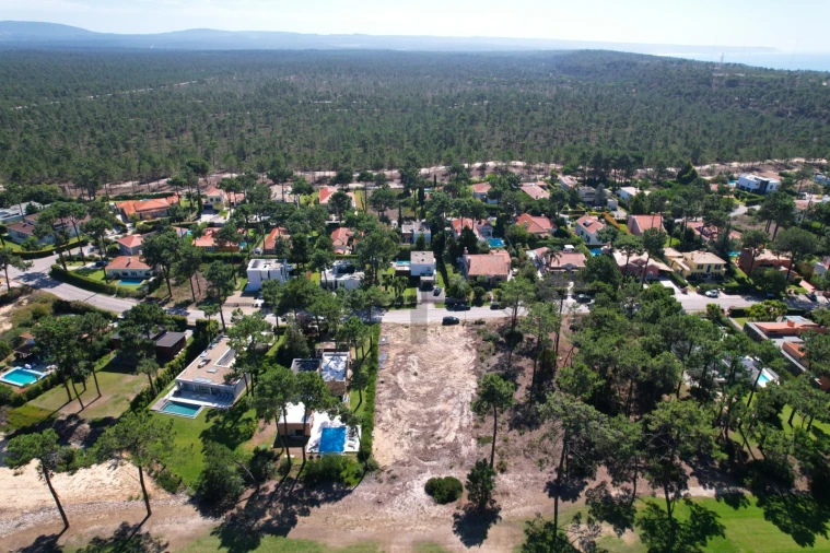 Terreno para Venda em Charneca de Caparica e Sobreda Foto 9