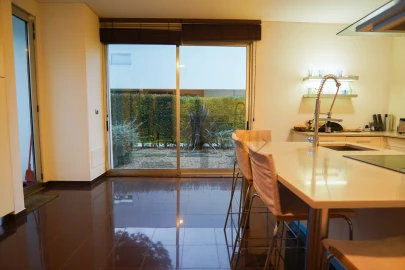 Moradia T5 para Venda em Charneca de Caparica e Sobreda