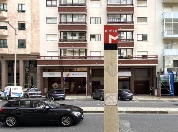 Escritório para Arrendamento em São Domingos de Benfica Foto 4