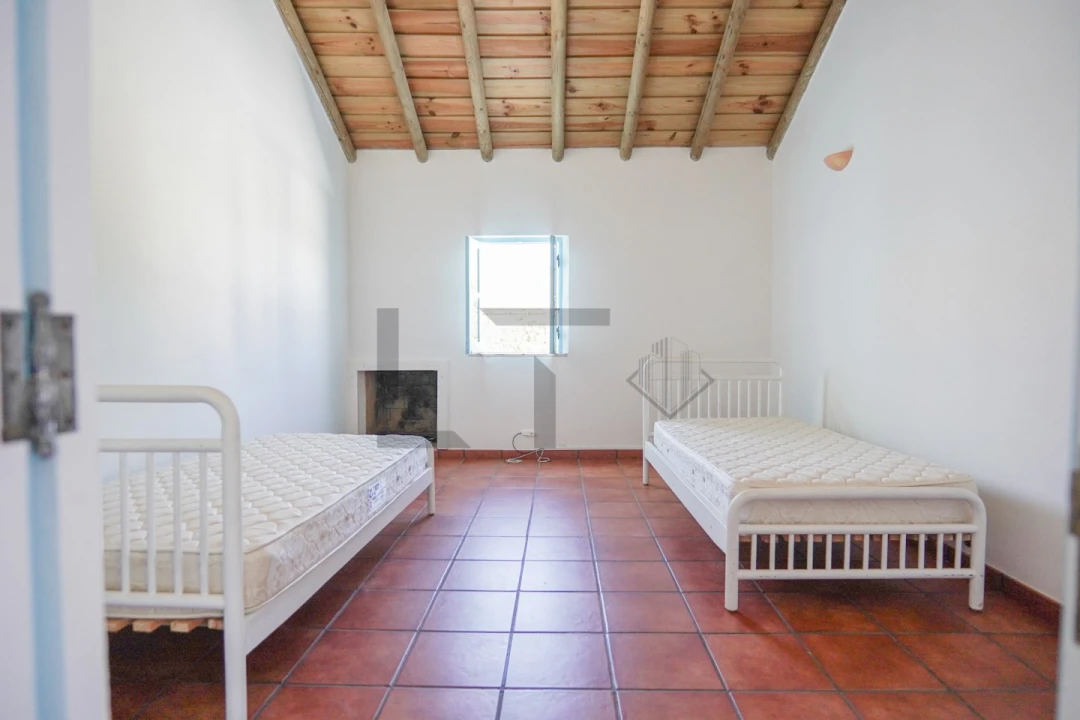 Moradia T4 para Venda em Carvalhal Foto 28