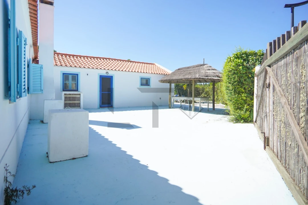 Moradia T4 para Venda em Carvalhal Foto 45