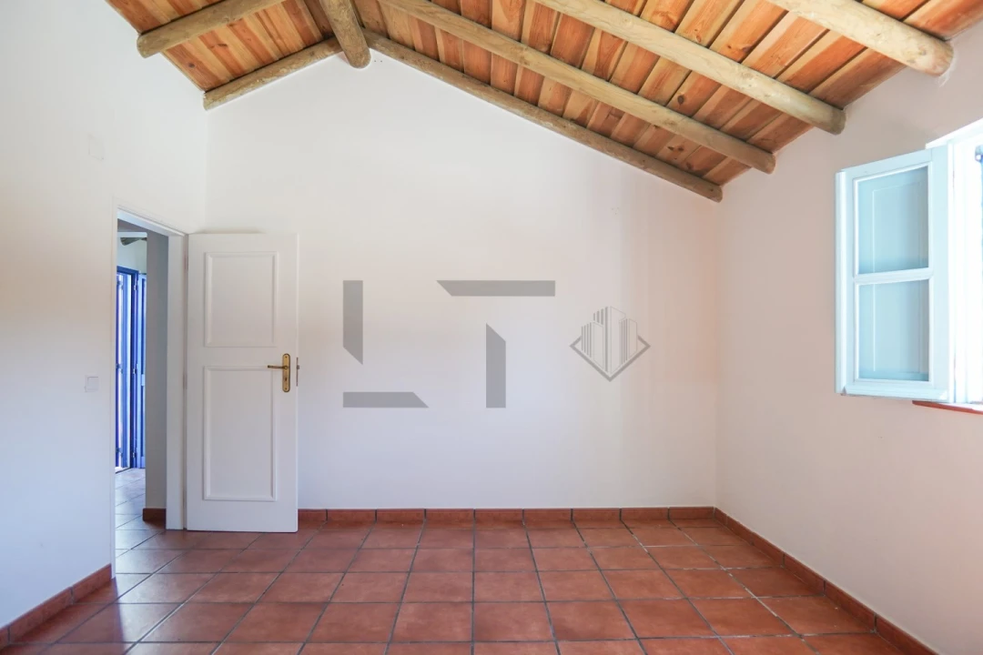 Moradia T4 para Venda em Carvalhal Foto 56