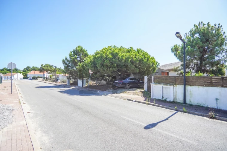 Moradia T4 para Venda em Carvalhal Foto 10