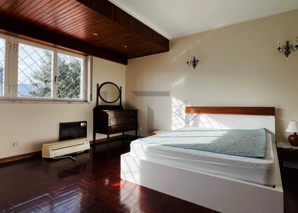 Moradia T5 para Venda em Carcavelos e Parede Foto 22