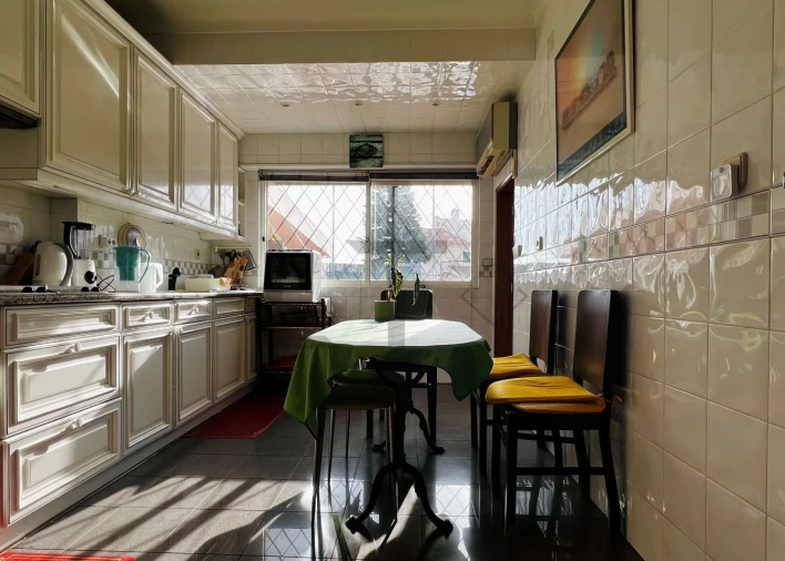 Moradia T5 para Venda em Carcavelos e Parede Foto 16