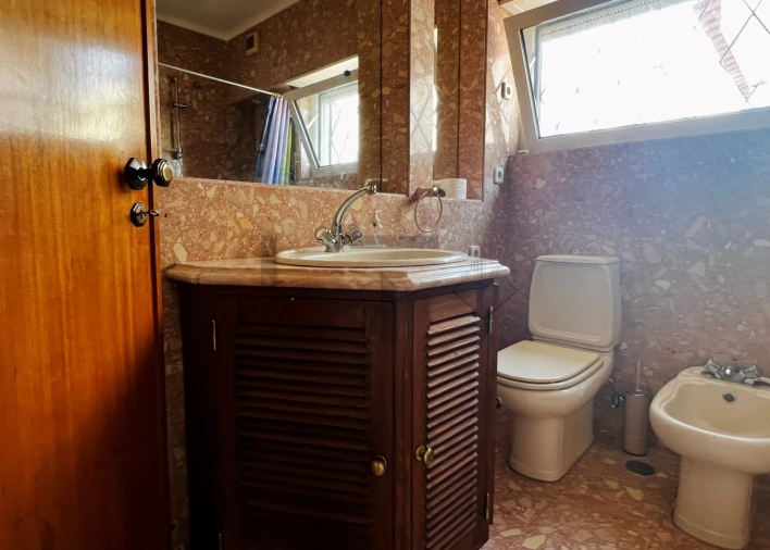 Moradia T5 para Venda em Carcavelos e Parede Foto 28