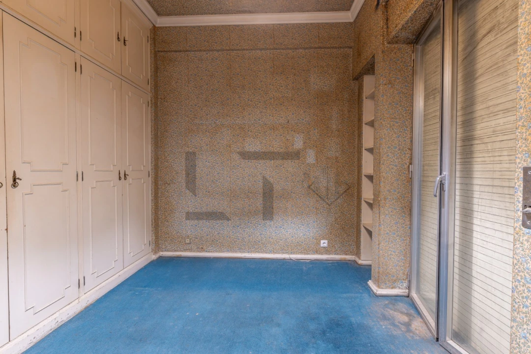 Apartamento T6 para Venda em Alvalade Foto 14
