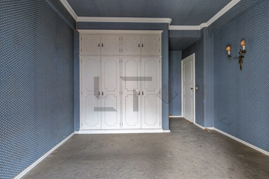 Apartamento T6 para Venda em Alvalade Foto 15