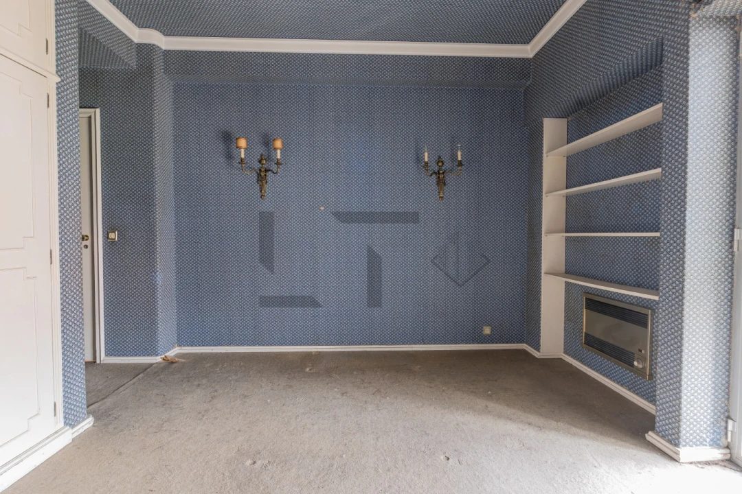 Apartamento T6 para Venda em Alvalade Foto 16