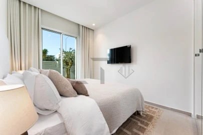 Moradia T3 para Venda em Santa Barbara de Nexe