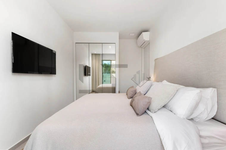 Moradia T3 para Venda em Santa Barbara de Nexe Foto 17