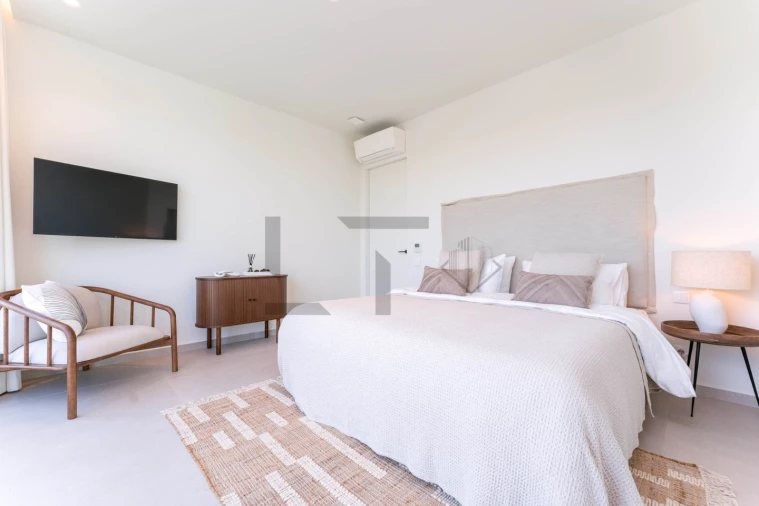 Moradia T3 para Venda em Santa Barbara de Nexe Foto 24