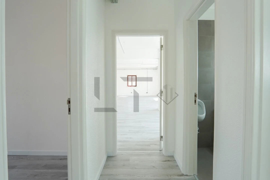 Prédio para Arrendamento em Águas Livres Foto 18