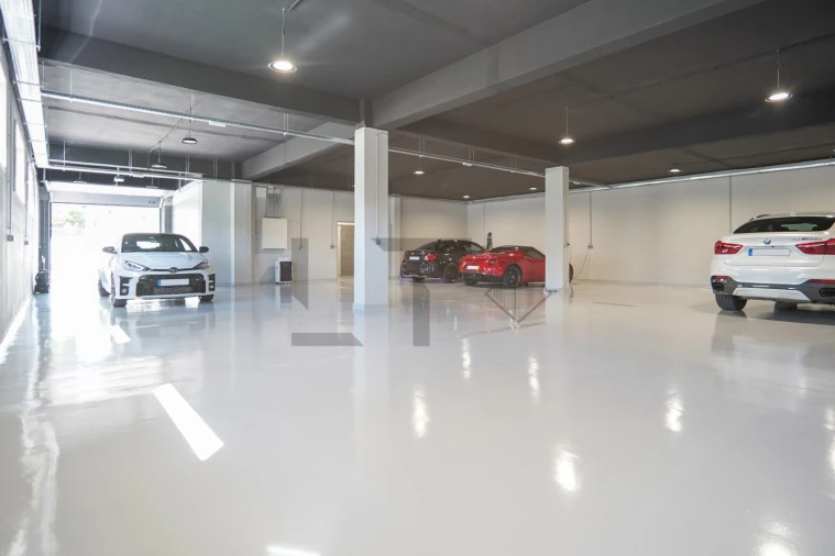 Prédio para Arrendamento em Águas Livres Foto 35