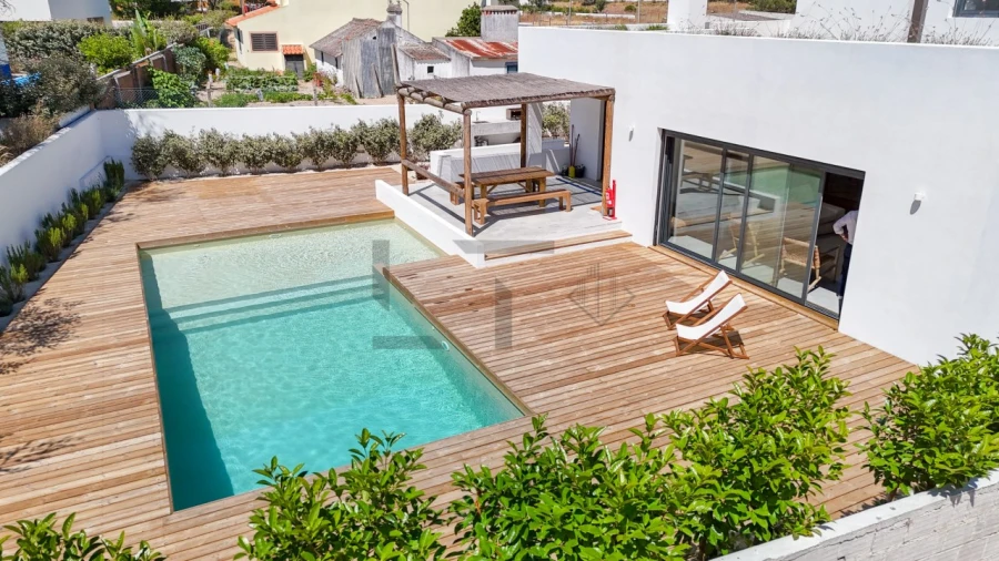 Moradia T4 para Venda em Comporta Foto 11