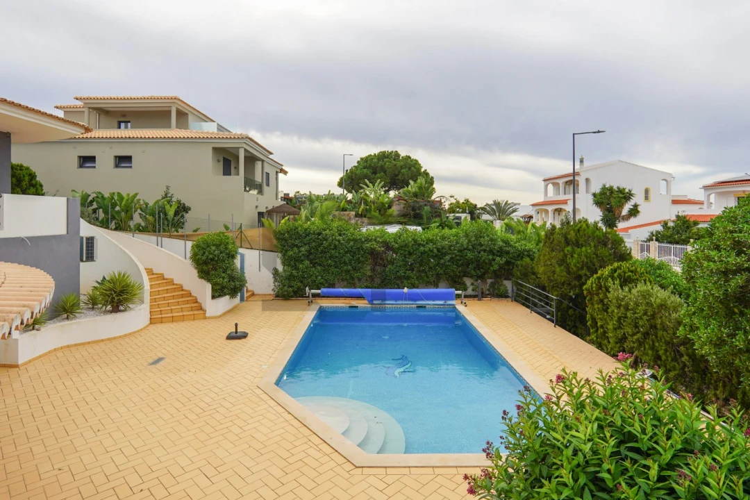 Moradia T5 para Venda em Ferragudo Foto 9