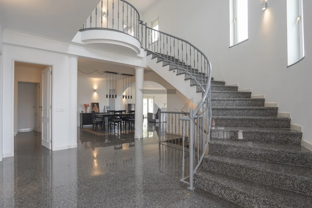 Moradia T5 para Venda em Ferragudo Foto 10