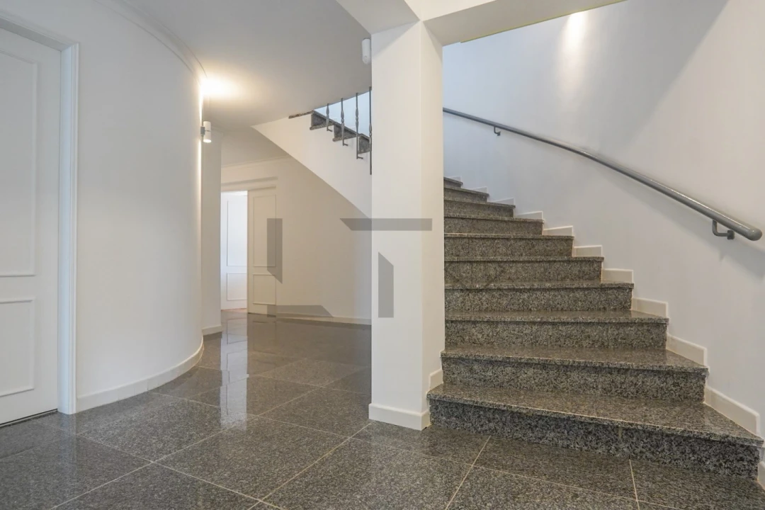 Moradia T5 para Venda em Ferragudo Foto 43