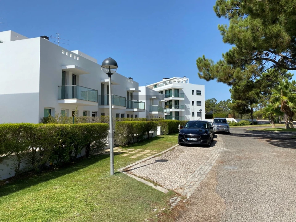 Moradia T4 para Venda em Carvalhal Foto 10