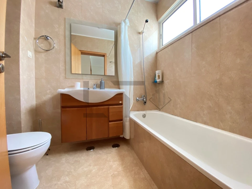 Moradia T4 para Venda em Carvalhal Foto 38