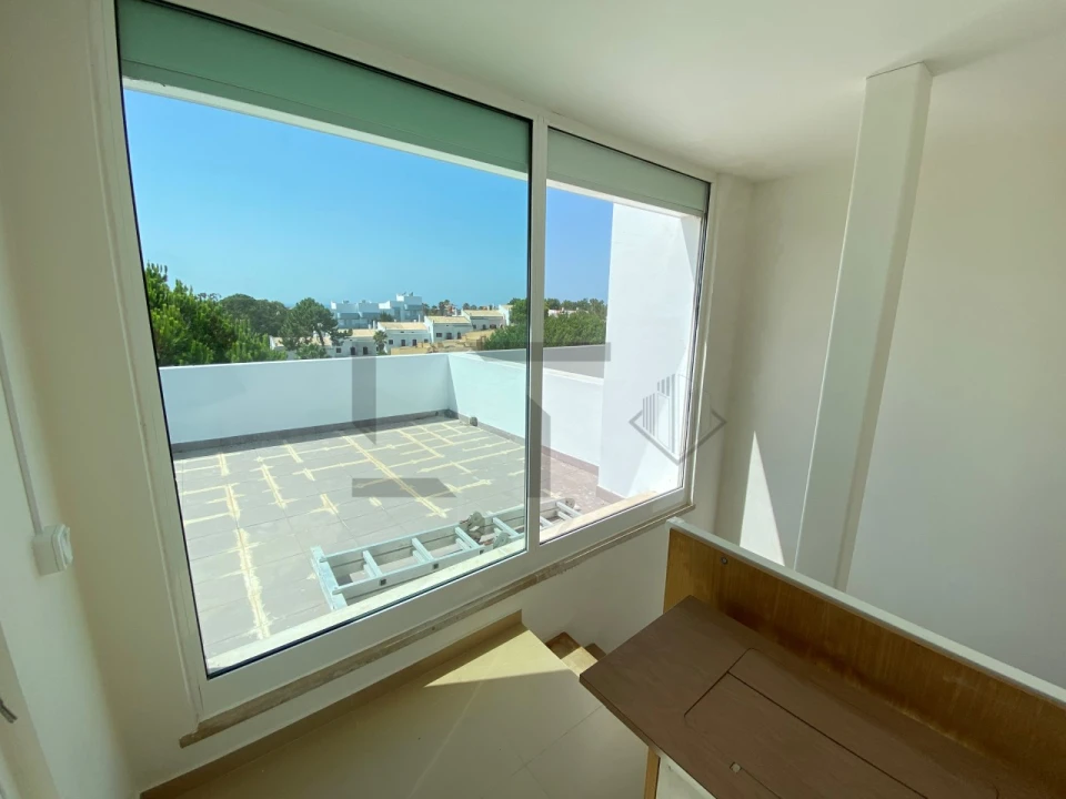 Moradia T4 para Venda em Carvalhal Foto 53