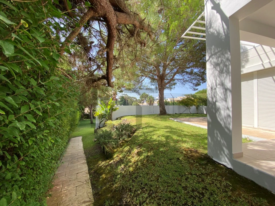 Moradia T4 para Venda em Carvalhal Foto 66