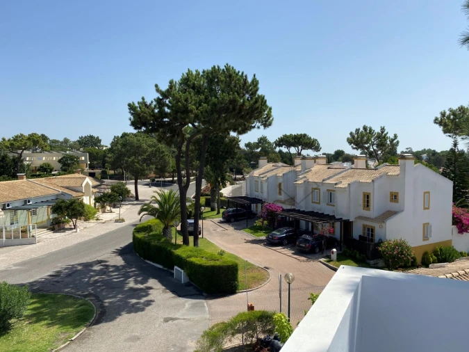 Moradia T4 para Venda em Carvalhal Foto 49