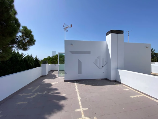 Moradia T4 para Venda em Carvalhal Foto 52