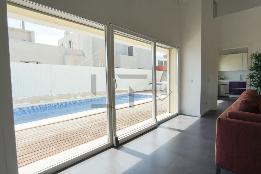 Moradia T4 para Venda em Carvalhal Foto 12